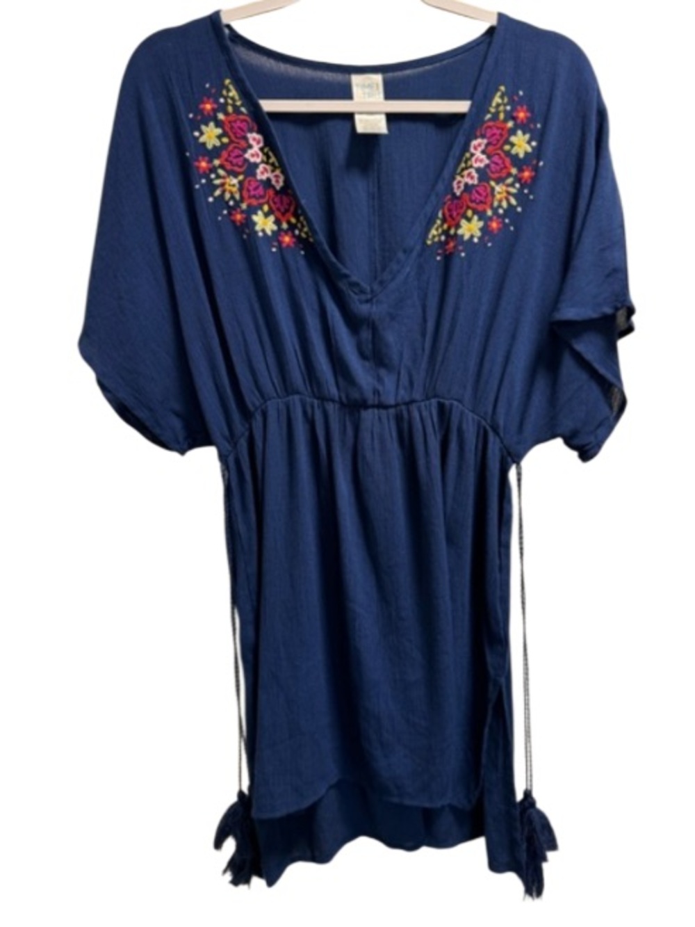 Time and Tru Navy Embroidered V-Neck Tunic. Bohemian. Size M. Tassels
